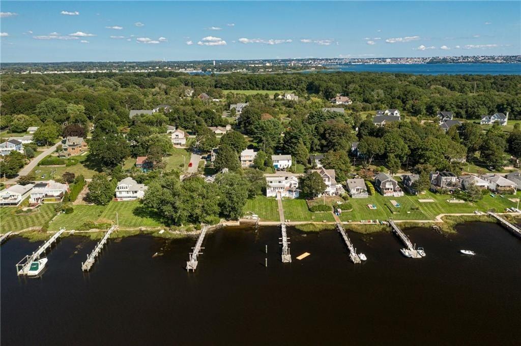 39 Shore Dr - Photo 6 of 44