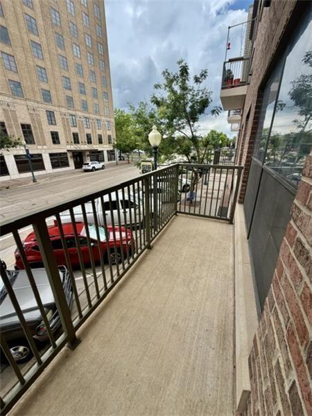 330 Austin Ave #208 - Photo 6 of 17