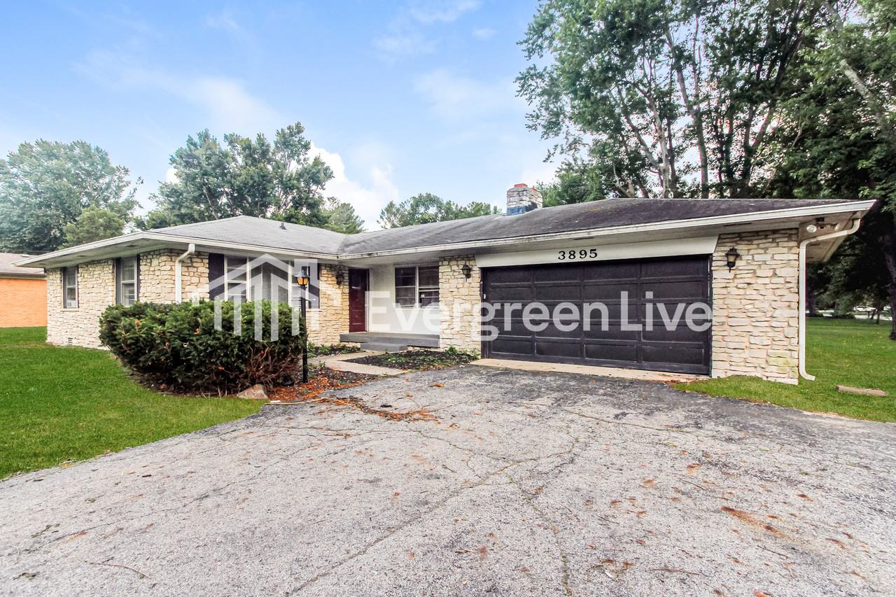 3895 W Fairview Rd - Photo 2 of 15
