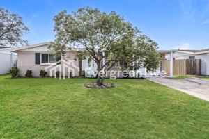 featured image of 12904 Kings Manor Ave