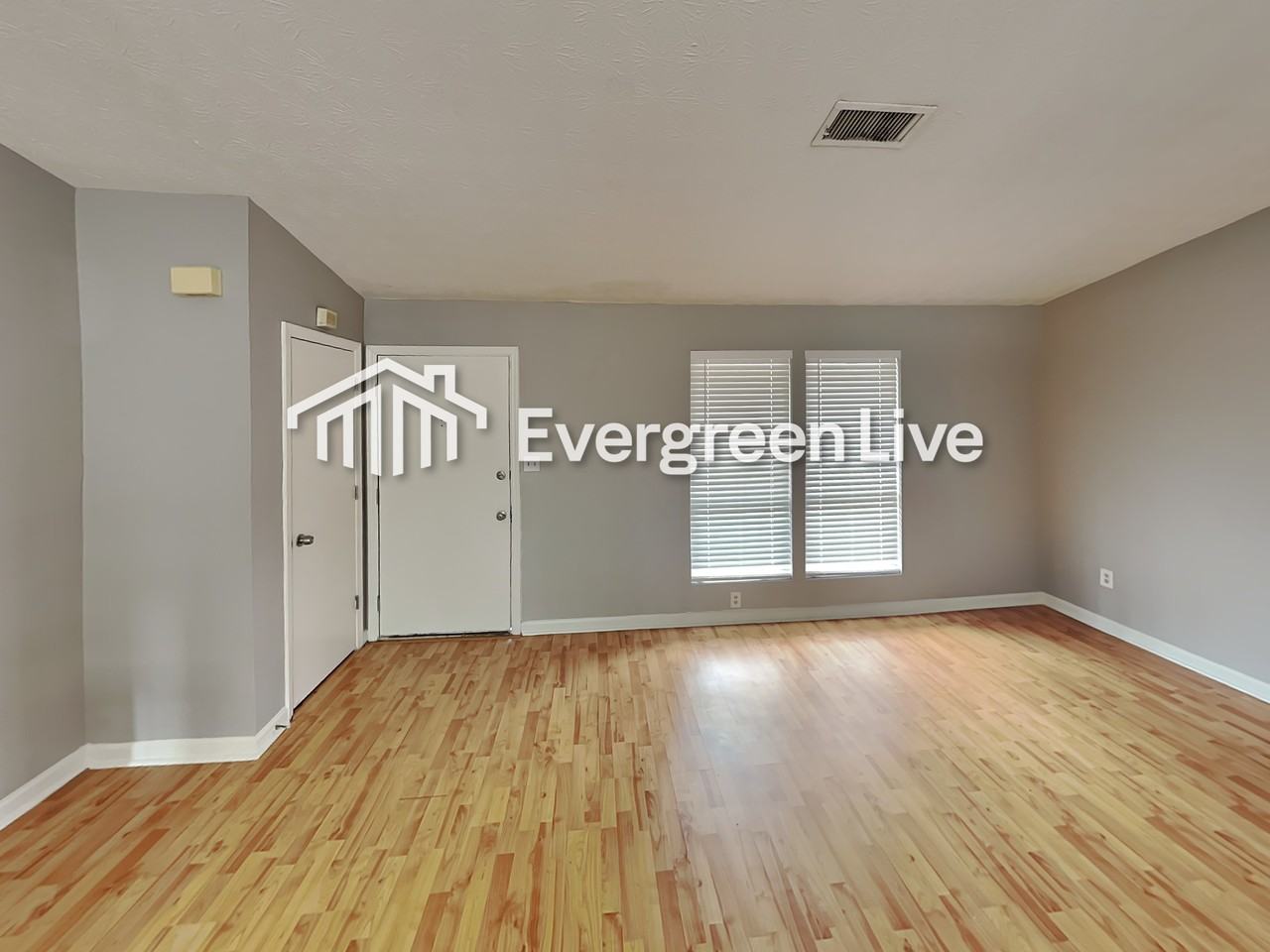 5123 S Woodbridge Trl - Photo 3 of 15