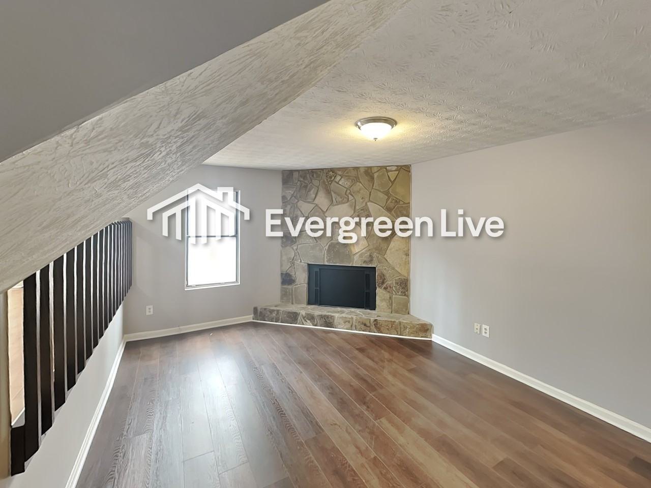 5123 S Woodbridge Trl - Photo 4 of 15
