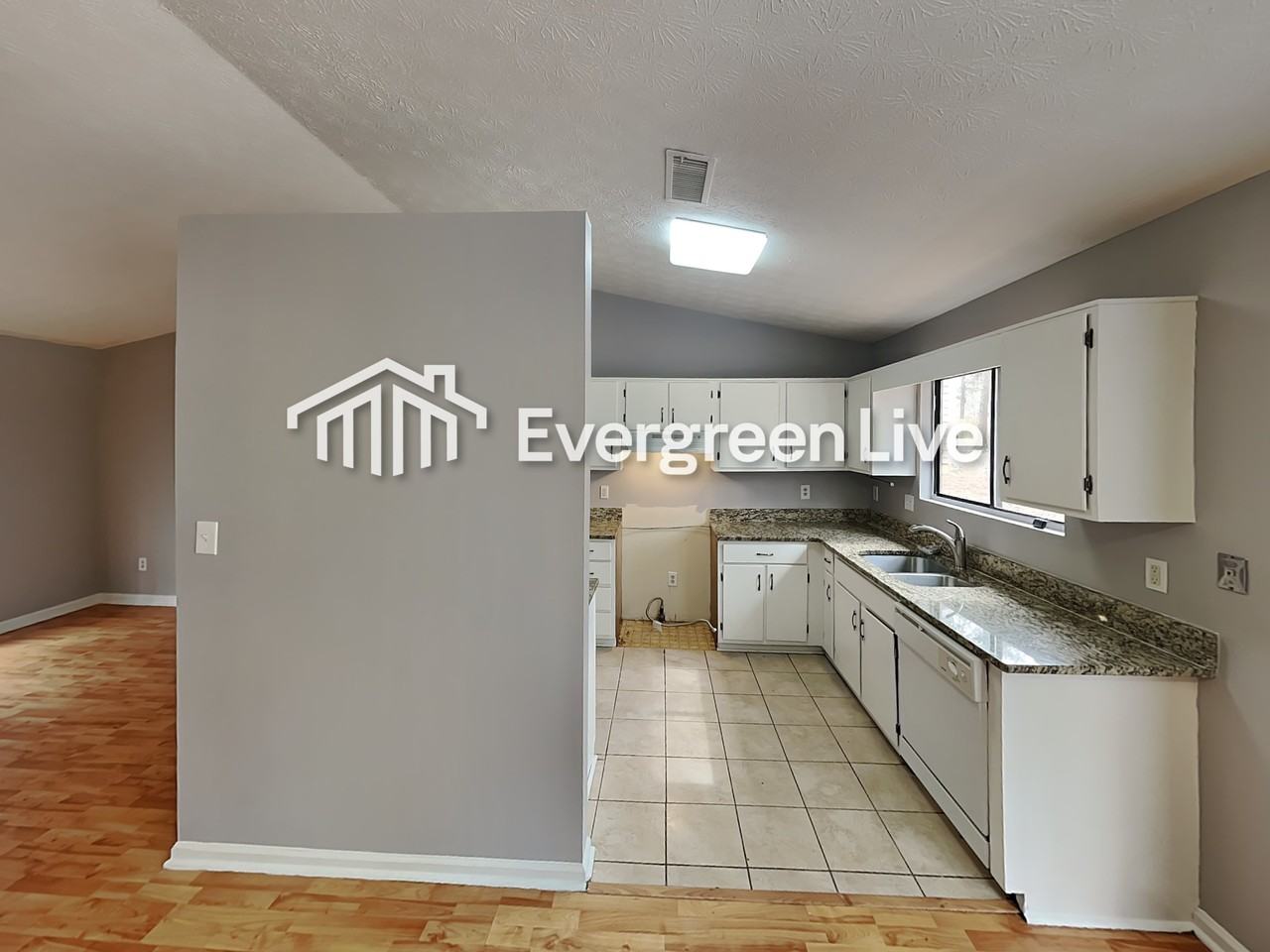 5123 S Woodbridge Trl - Photo 6 of 15