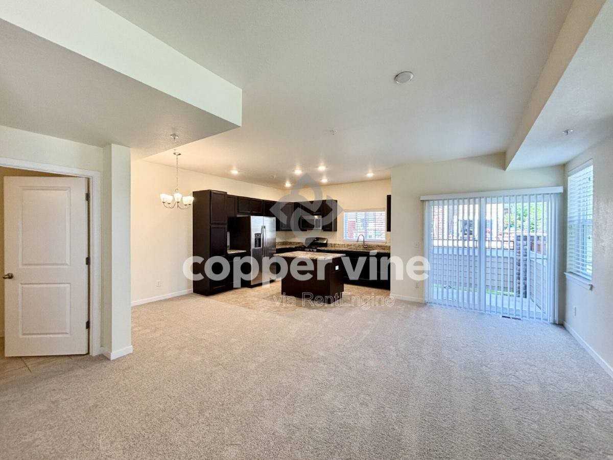 12874 Jasmine St #C - Photo 3 of 10