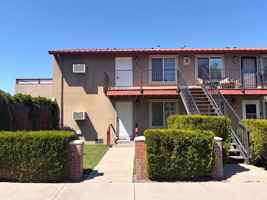 featured image of 526 S 40th Ave
