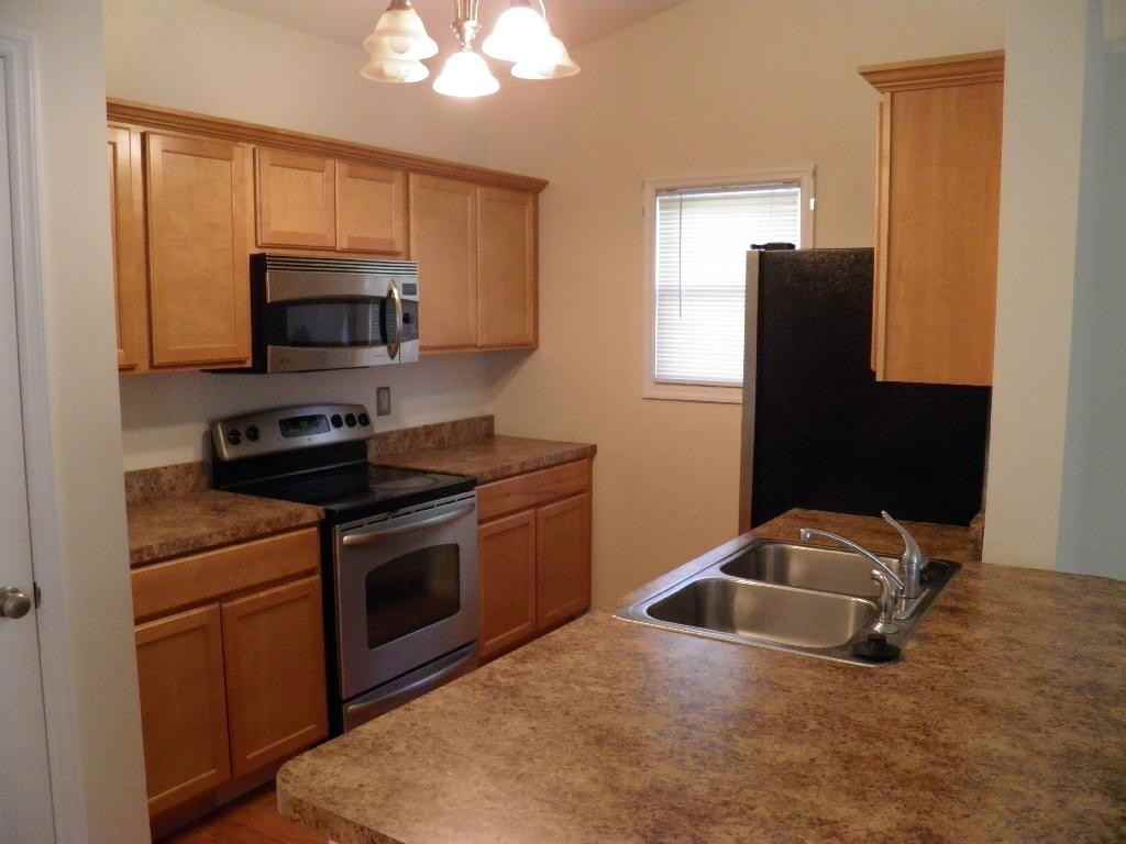 314 Alsobrook St - Photo 3 of 12