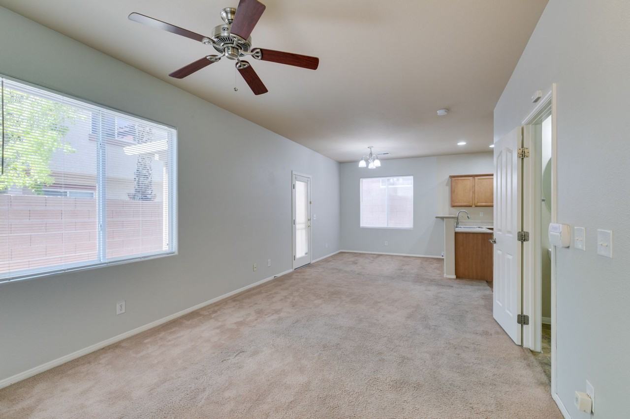 8937 Caledon Ridge Ct - Photo 4 of 43