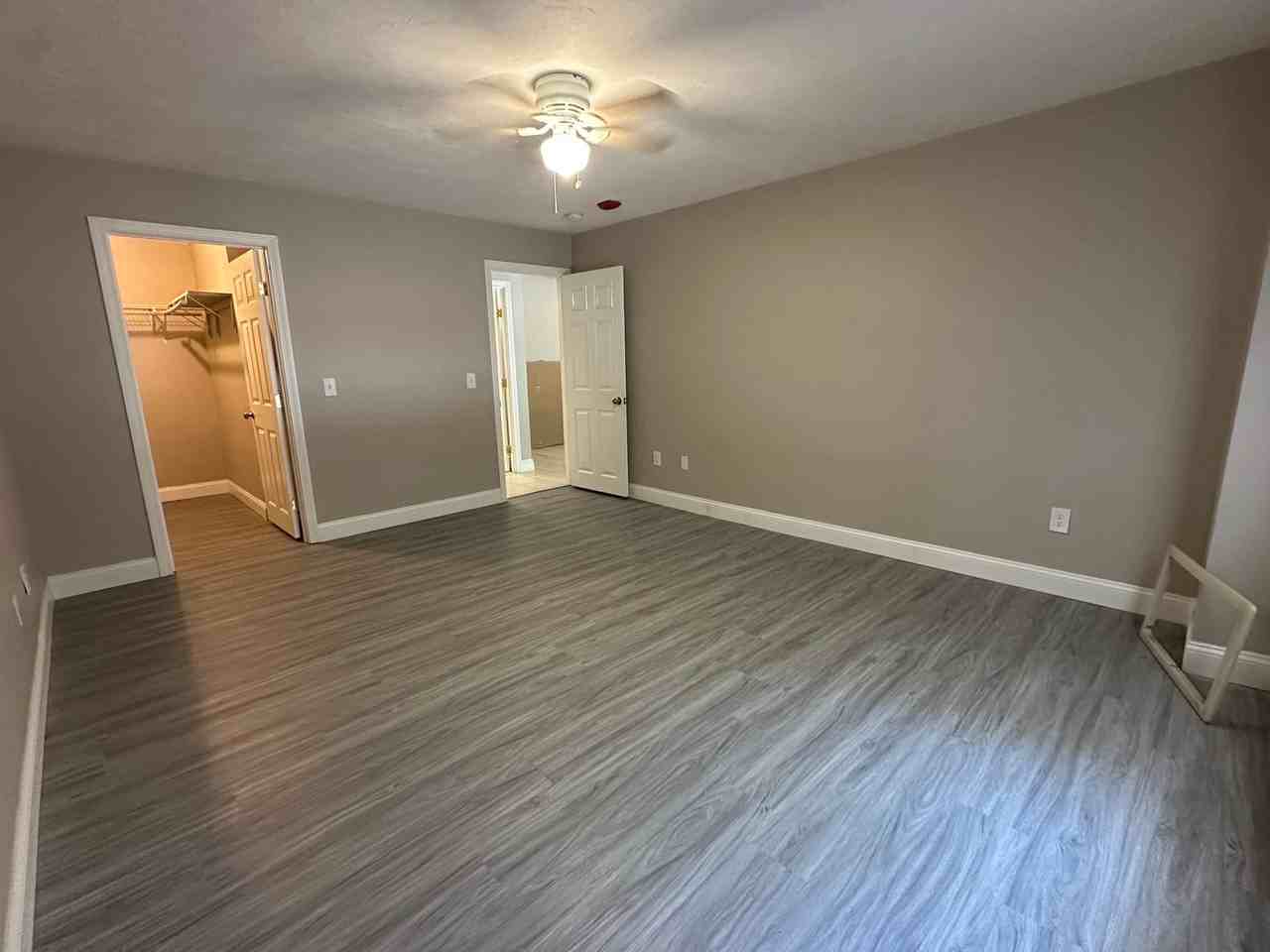 283-435 283-435 Oaklawn Ave - 435 Oaklawn Ave #116 - Photo 6 of 7