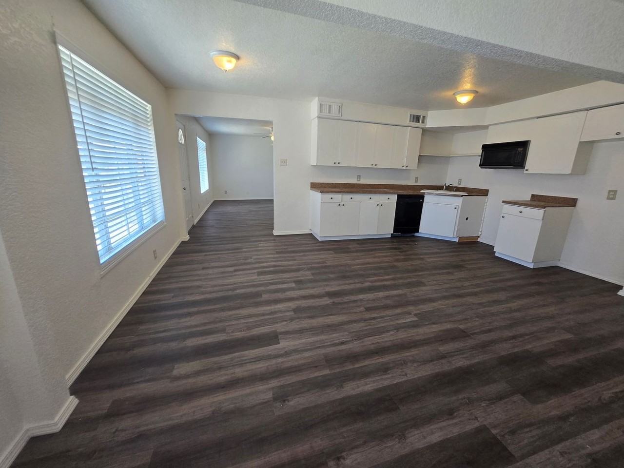 8 Aspen Pl - Photo 4 of 16