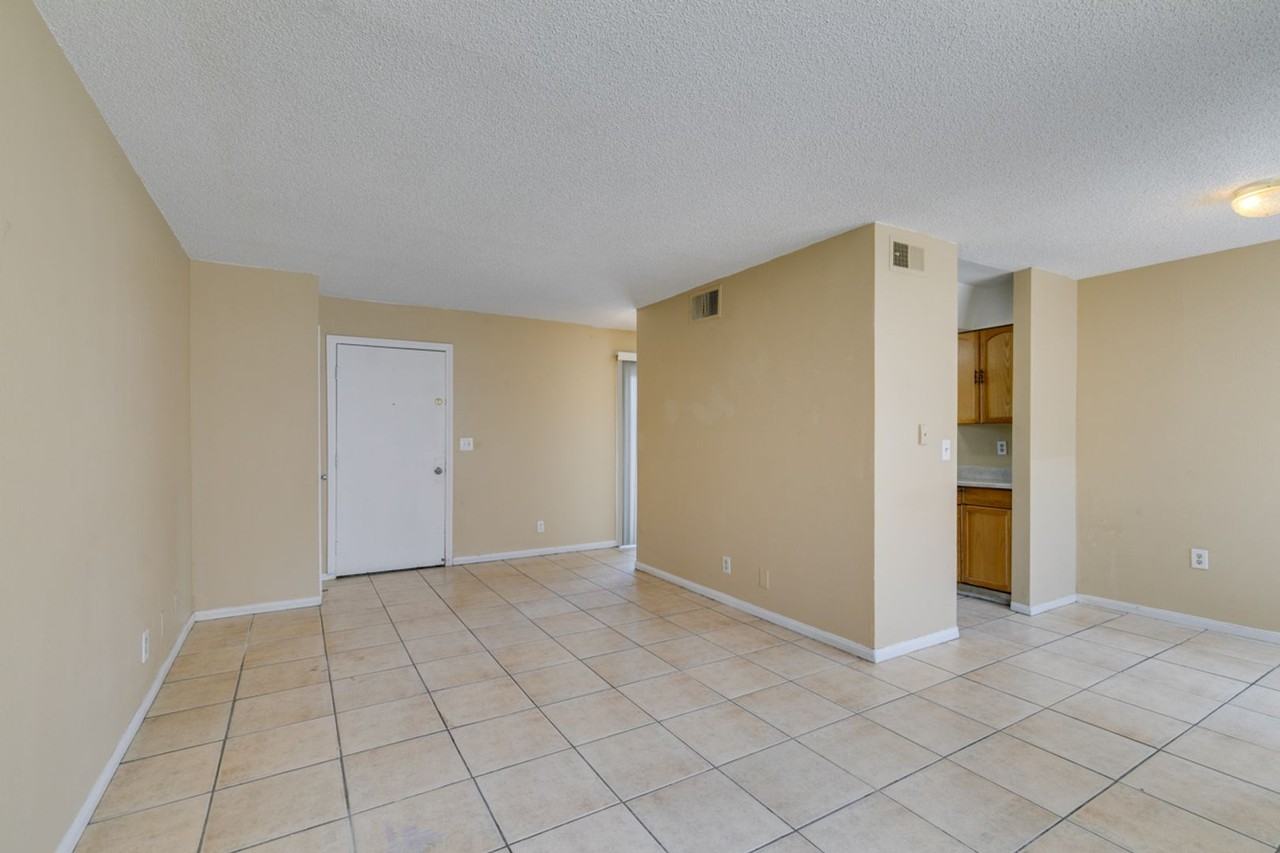 3615 Kolendo Ct - Photo 3 of 42