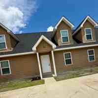 featured image of 900 Maple Dr