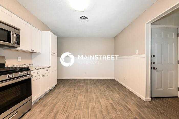503 Darlene Ln - Photo 4 of 16