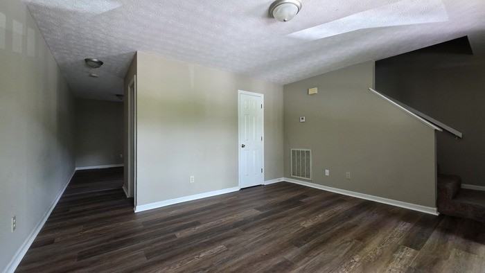2723 S Roan St #12 - Photo 2 of 7