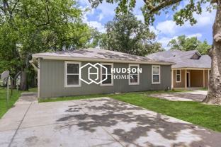 1716 N Ross Ave - Photo 1 of 1