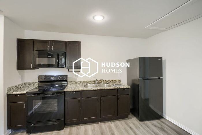 1716 N Ross Ave - Photo 6 of 14