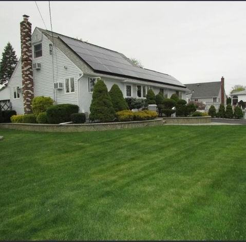 215 Albany Ave - Photo 2 of 24