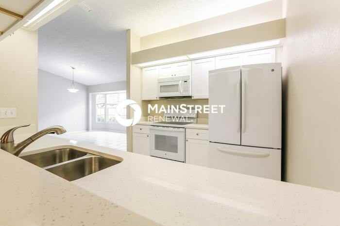 3917 Warren St - Photo 5 of 15