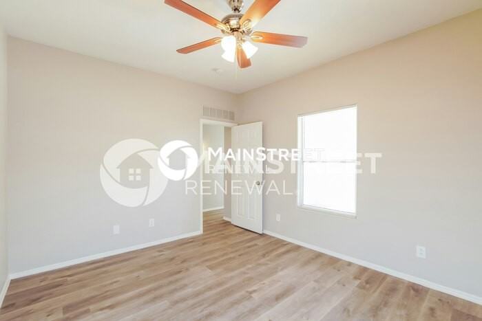 13137 W Calavar Rd - Photo 7 of 16