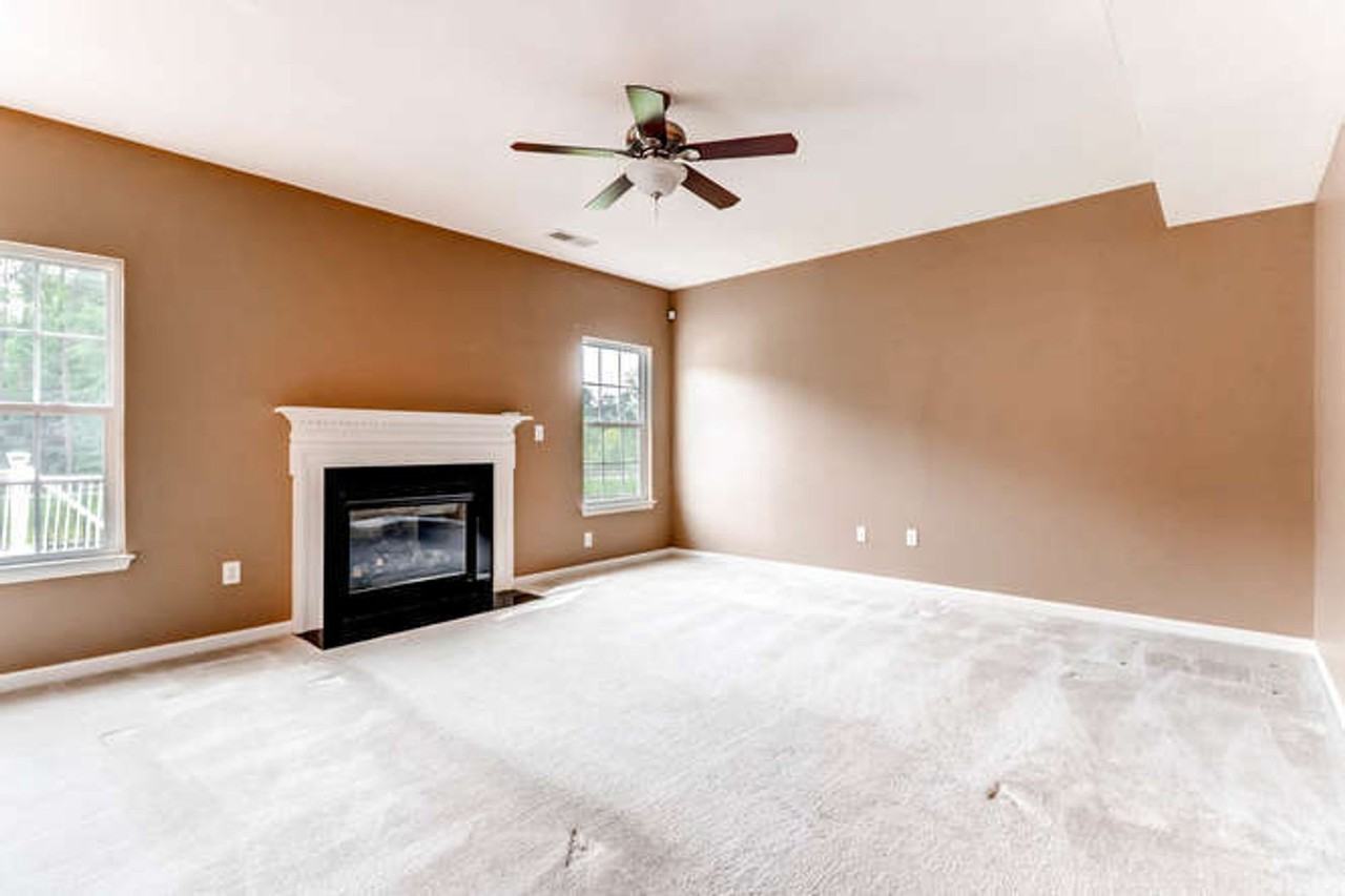 2315 Elderberry Dr - Photo 3 of 11
