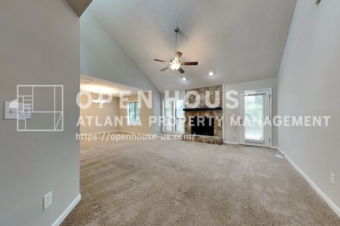 5142 Manitou Way - Photo 4 of 22