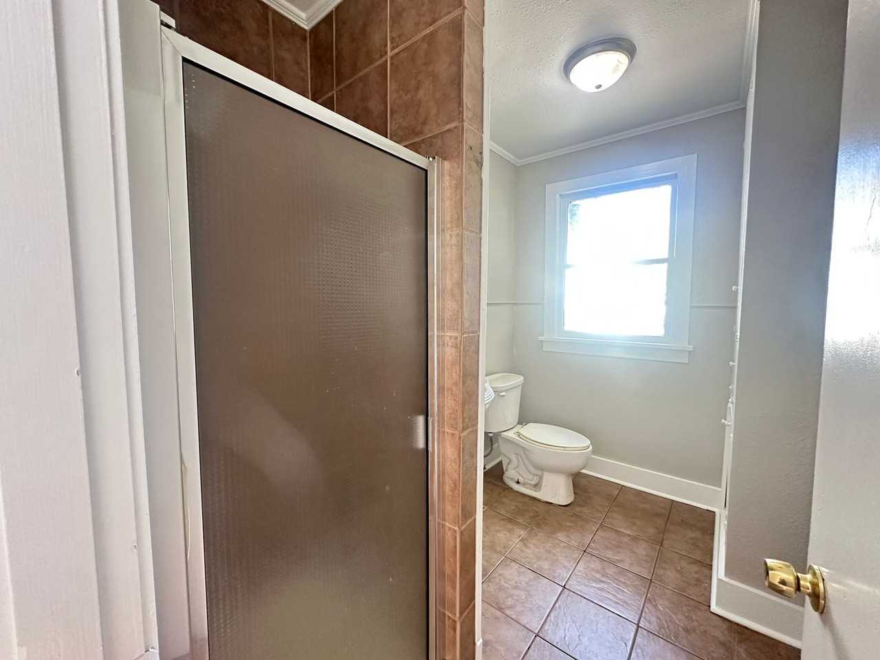 255 E Ratcliff St - Photo 6 of 14