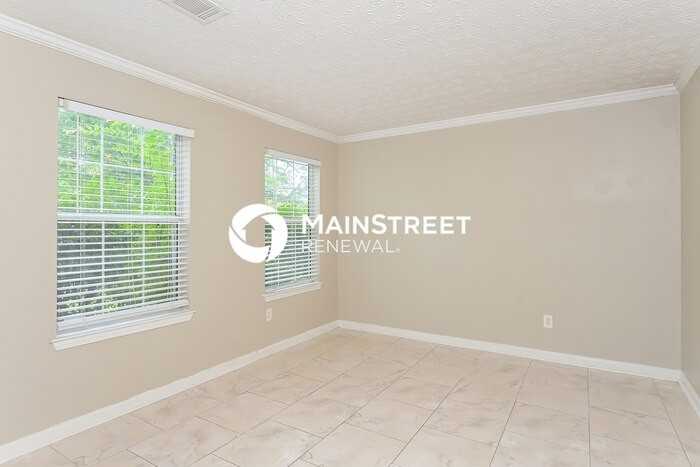 3120 Lake Port Dr - Photo 2 of 18