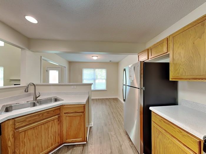 6209 Patric Alan Ct - Photo 4 of 21