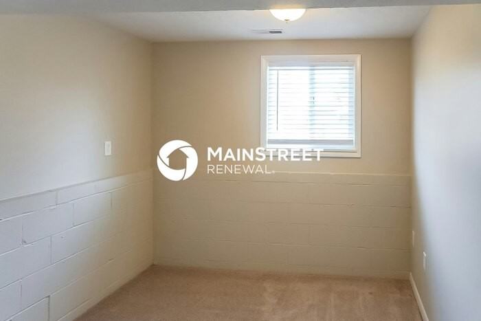 6139 Old Mill Dr - Photo 7 of 15
