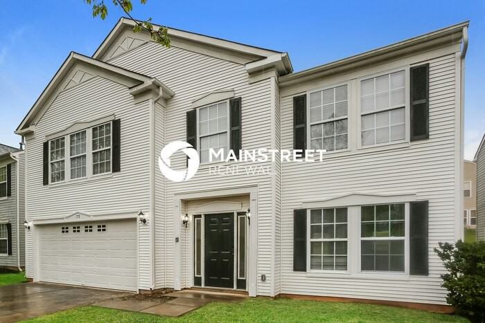 715 Capstone Ave - Photo 3 of 17