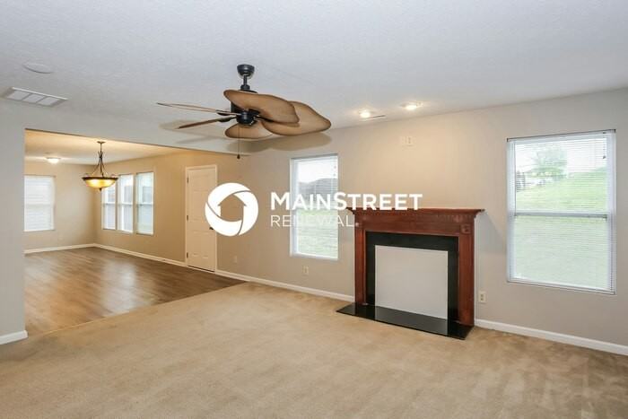 715 Capstone Ave - Photo 7 of 17
