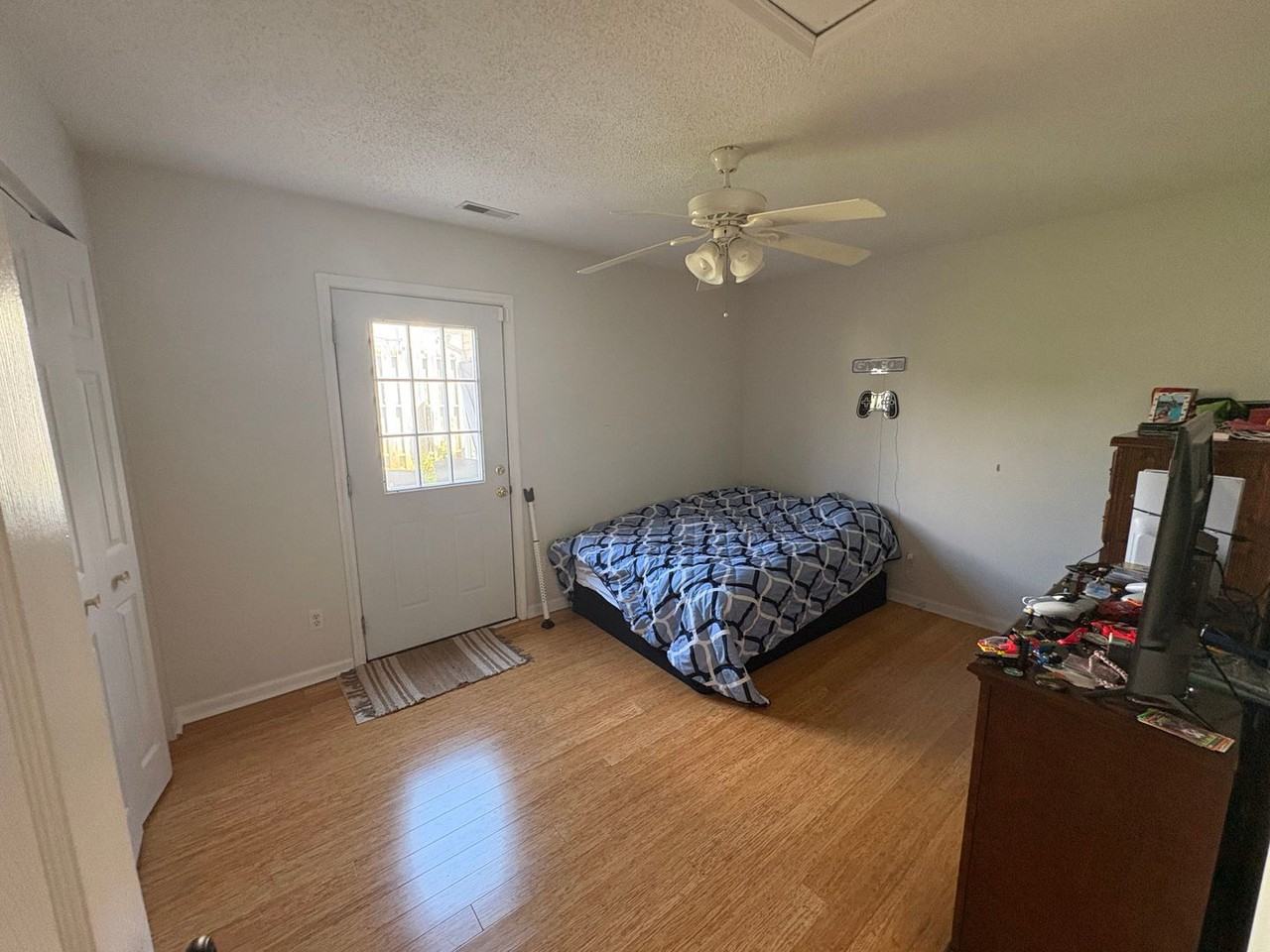 10021 Bellflower Way - Photo 7 of 15