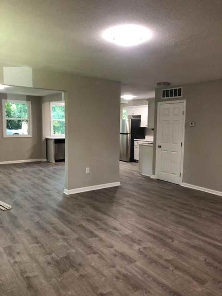170 Buckhalter Rd - Photo 7 of 21