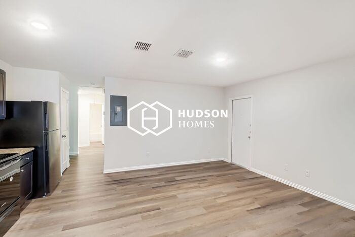 925 Burgan St #B - Photo 6 of 14