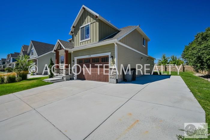 11166 S Del Andrae Ln - Photo 2 of 34
