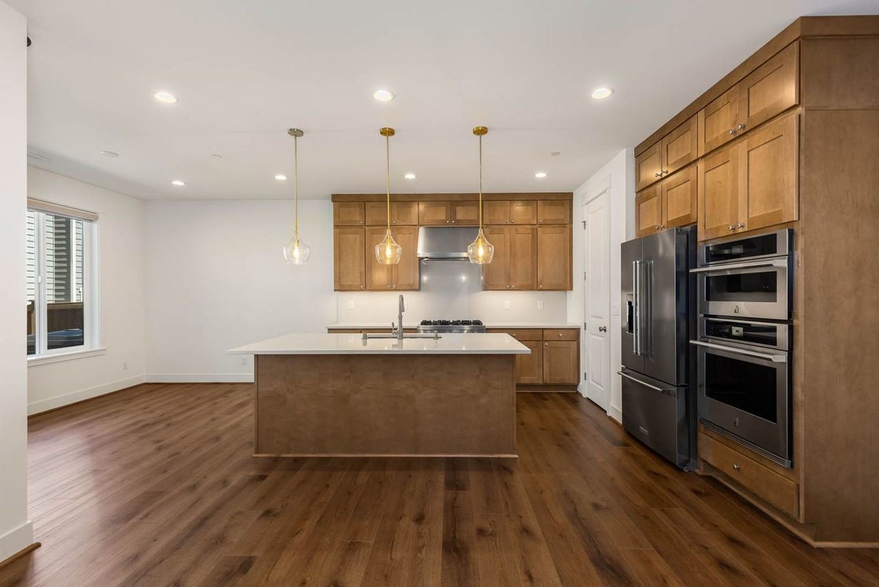 1781 246th Ct Ne - Photo 6 of 28