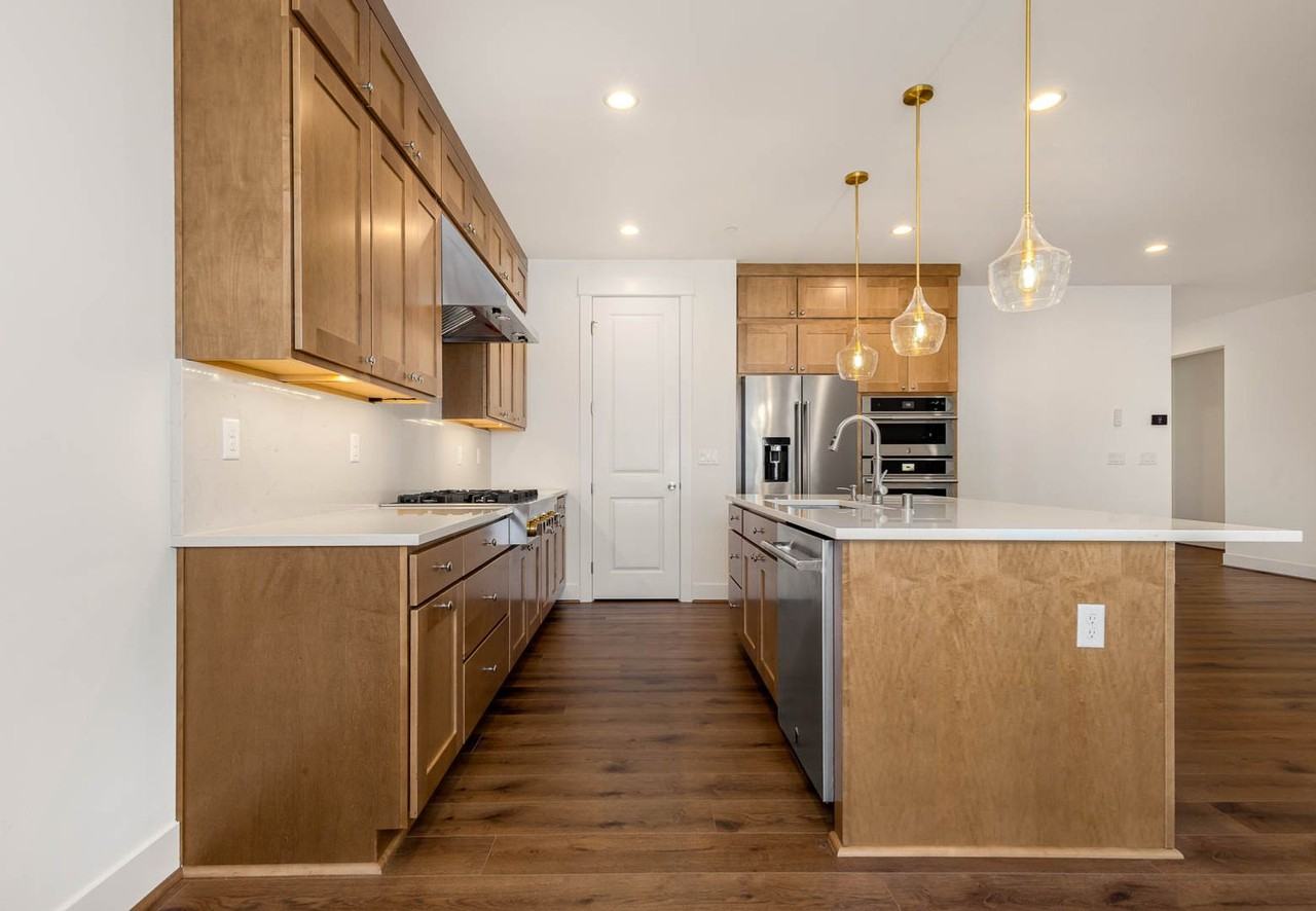 1781 246th Ct Ne - Photo 7 of 28