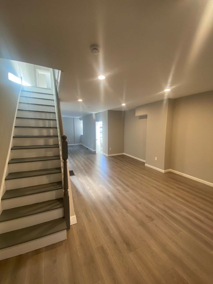 6310 Ogontz Ave - Photo 4 of 32