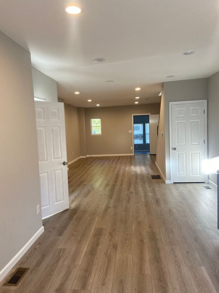 6310 Ogontz Ave - Photo 7 of 32