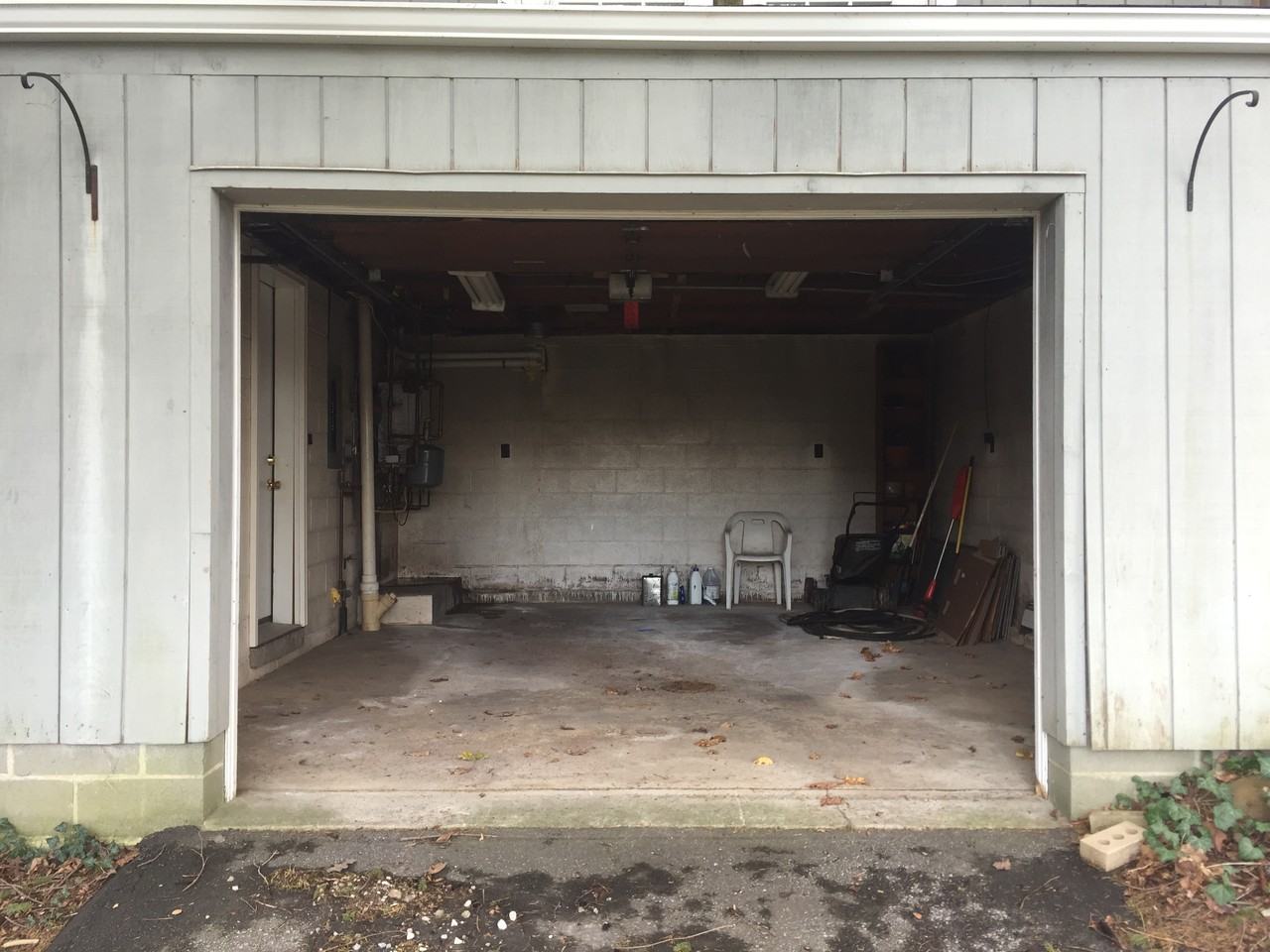 412 N Hambden St - Photo 3 of 17