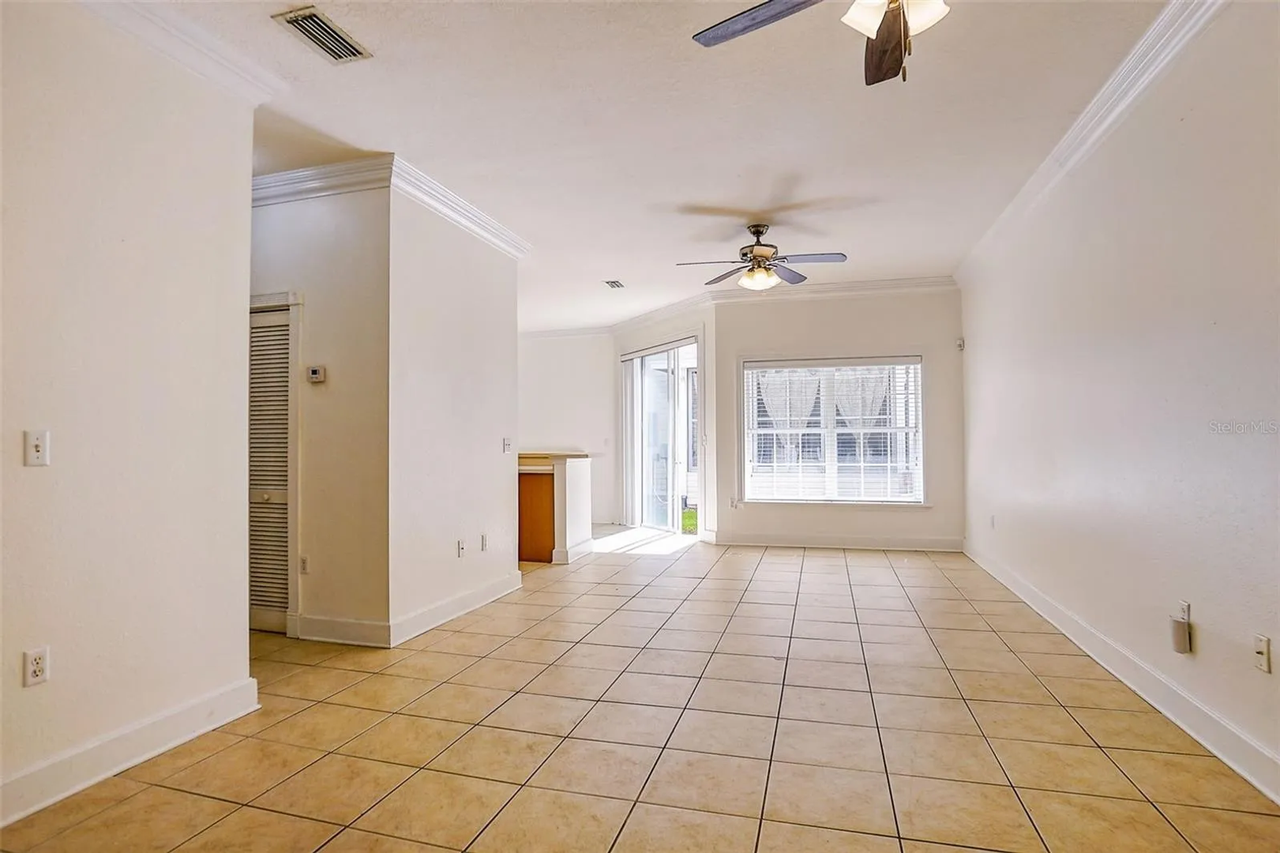 4282 Morton Ct - Photo 3 of 10