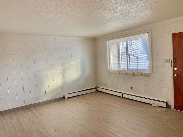 1739 7th Ave #8 - Photo 4 of 8