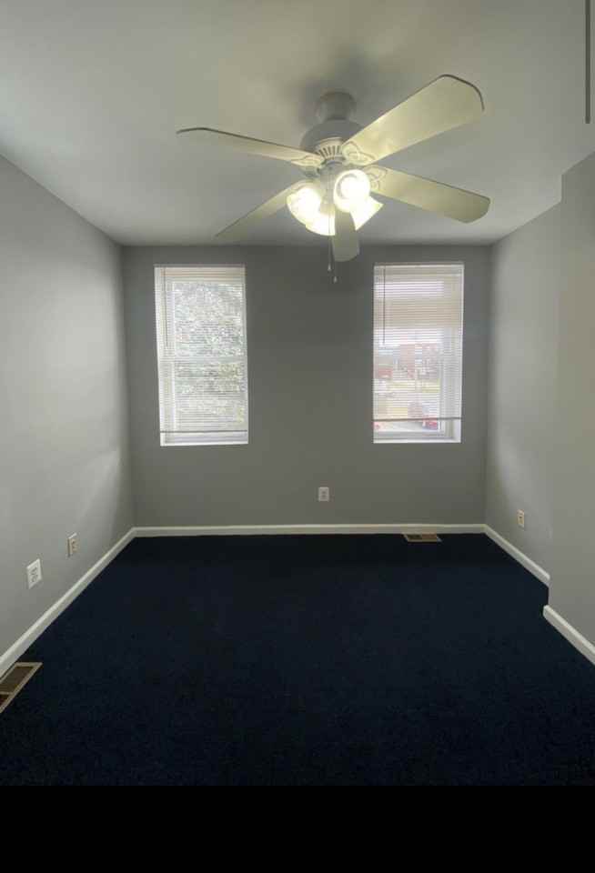 1900 August Ave - Photo 7 of 11