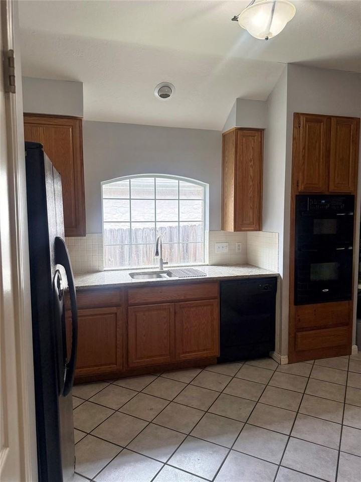 3507 Rip Ford Dr - Photo 6 of 14
