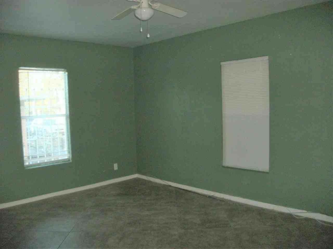 531 Elm St - Photo 2 of 7