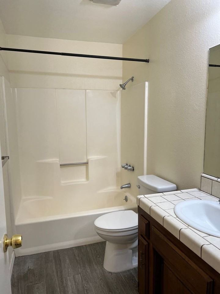 21421 Circle Dr - Photo 6 of 10