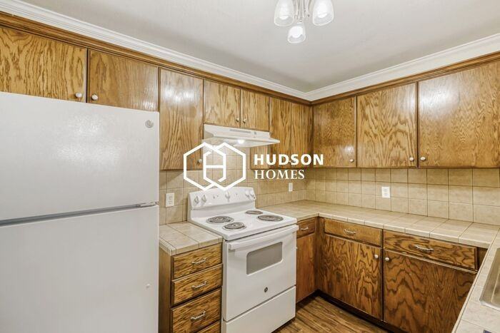 204 Paschall Rd #D1 - Photo 5 of 12