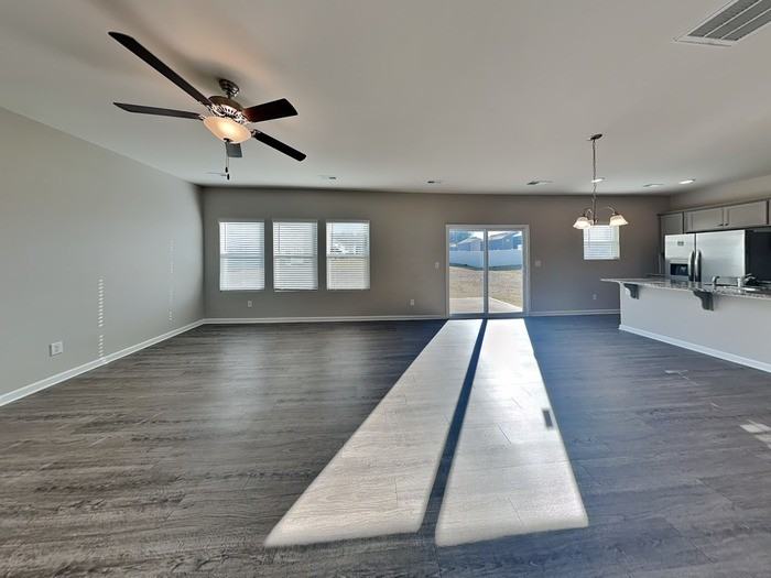 708 Pointe Andrews Dr - Photo 5 of 25