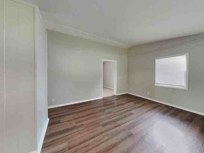 120 Brookside Dr - Photo 3 of 21