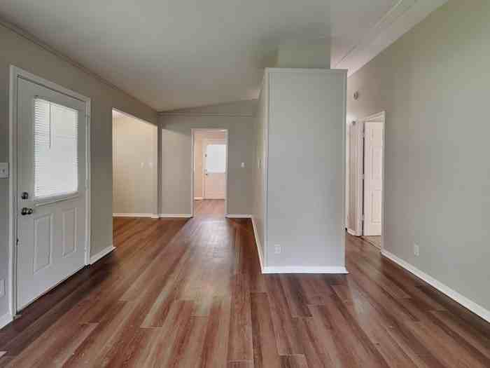 120 Brookside Dr - Photo 5 of 21