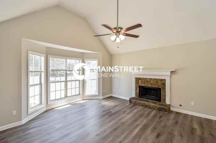 74 Cliff Ct - Photo 4 of 17